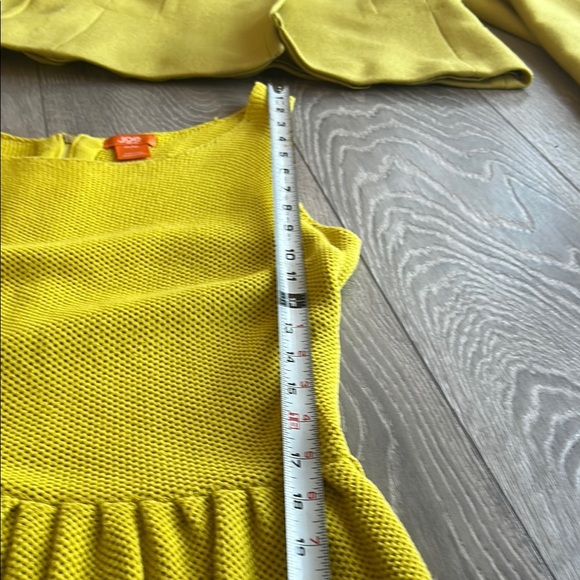 Yellow Blazer and Peplum Top Set - Picture 4 of 13